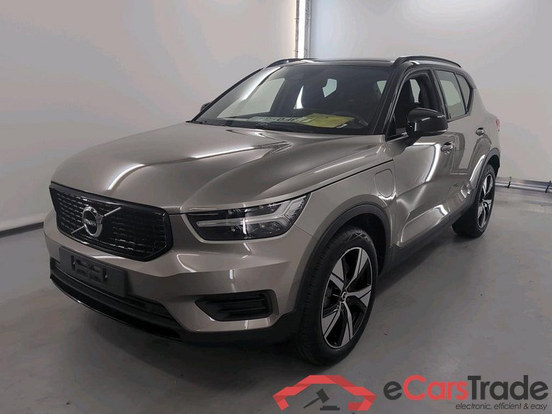 VOLVO XC40 1.5 T4 PHEV R-DESIGN DCT #1