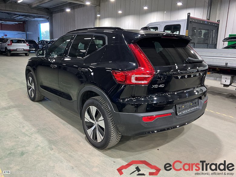 VOLVO XC40 1.5 T2 PLUS LIMITED EDITION AUTO #2