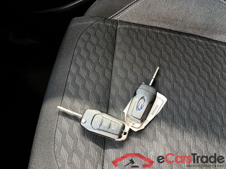 Ford Puma 1.0i Ecoboost MHEV 92kW Aut. Titanium 5d #4