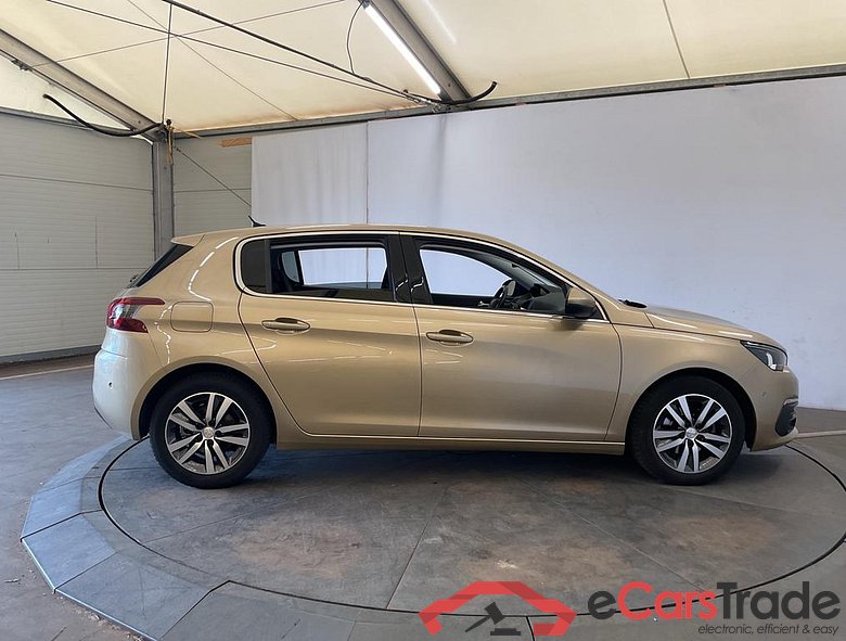 PEUGEOT 308 1.2 PureTech Allure #3