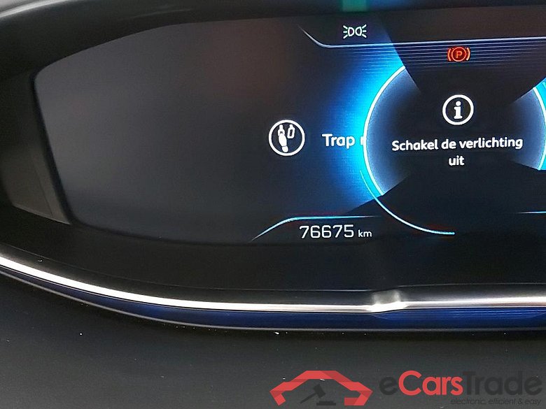 PEUGEOT - PEU 5008 1.2 PureTech 130PK EAT8 Allure With Claudia Leather & Electric & Massage & Drive Assist & Safety Plus & VisioPark I  * PETROL * #5