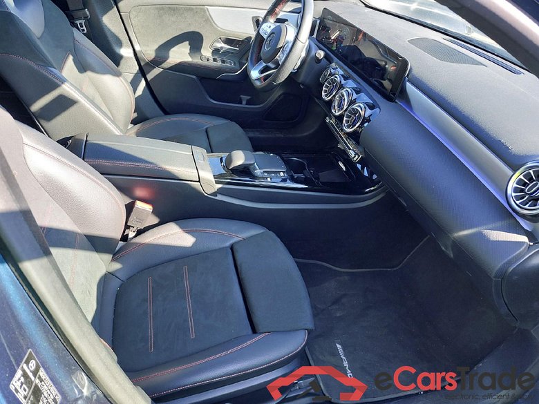 MERCEDES-BENZ Clase A / 2018 / 5P / berlina con portón A 250 e #5