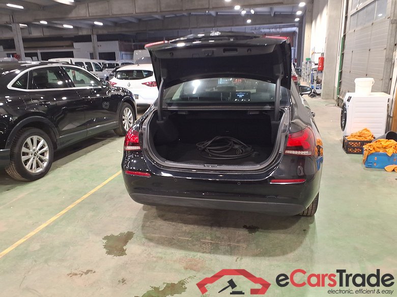 MERCEDES-BENZ A-CLASS LIMOUSINE 1.3 A 250 E BUSINESS SOLUTION DCT #3