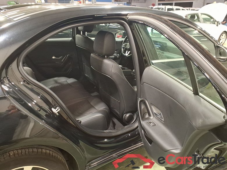 MERCEDES-BENZ A-CLASS LIMOUSINE 1.3 A 250 E BUSINESS SOLUTION DCT #5