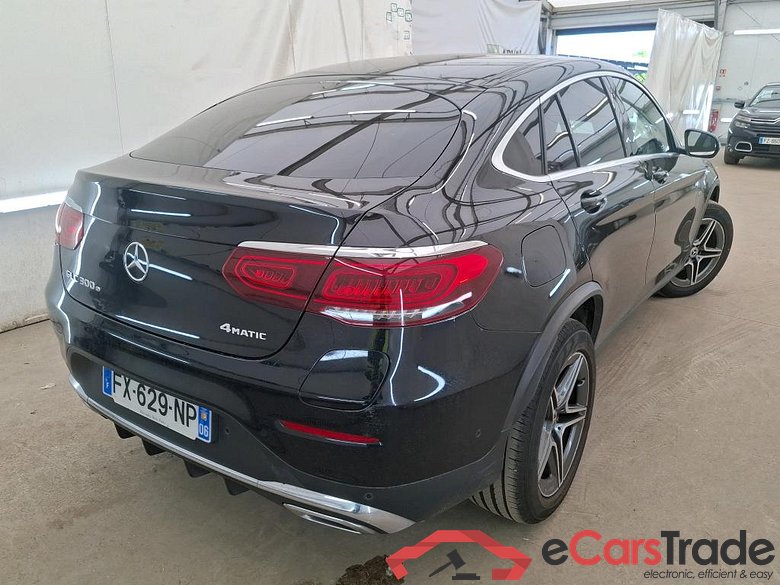 MERCEDES-BENZ GLC Coupe / 2019 / 5P / Coupé GLC 300 e AMG Line 4Matic #3