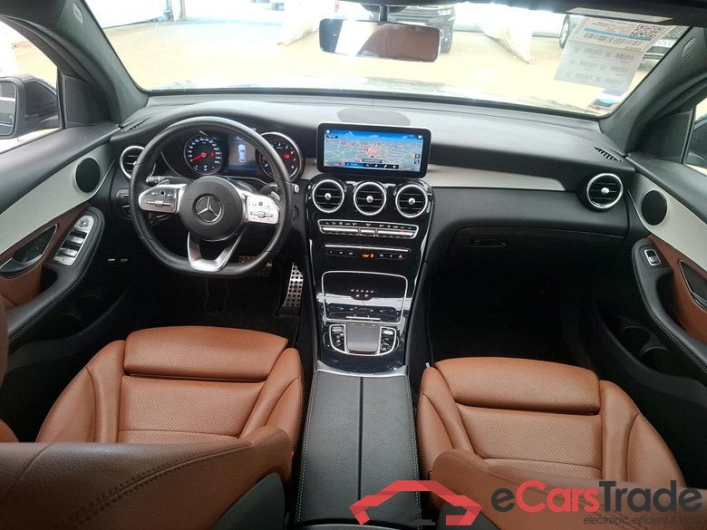MERCEDES-BENZ GLC Coupe / 2019 / 5P / Coupé GLC 300 e AMG Line 4Matic #5