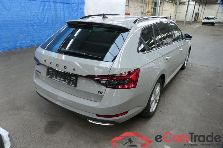 Superb Combi Sportline iV 1.4 TSI Hybrid 160KW AT6 E6d #2