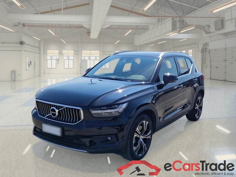 VOLVO XC40 / 2017 / 5P / SUV T5 PLUG-IN HYBRID AUTO RECHARGE INSCR. #1