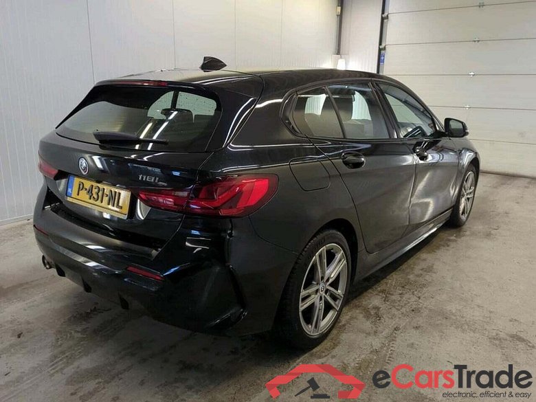 BMW 1-serie 118i Bns Edition #2