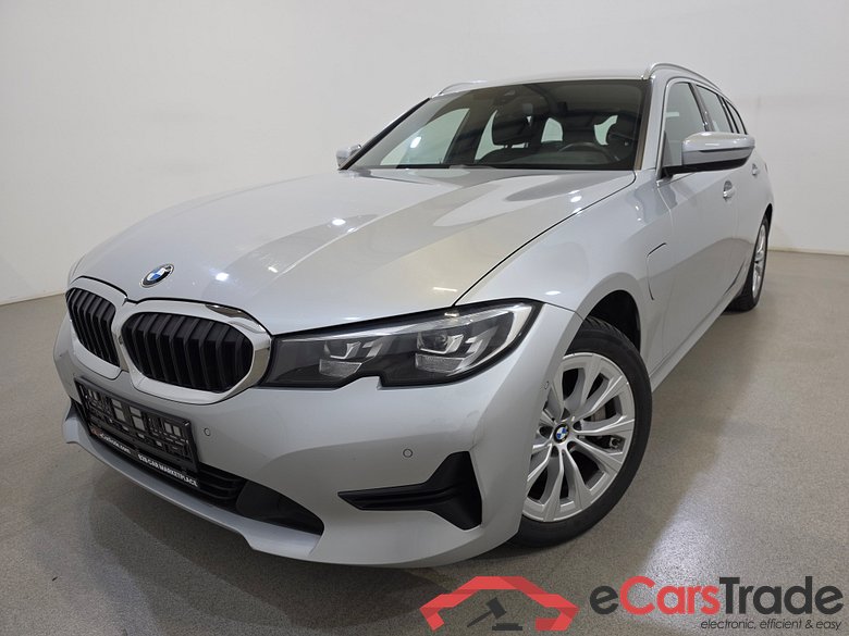 BMW 330e Plug-In Hybrid Aut. LED-Xenon LC-Pro Navi Hi-Fi Leather KeylessGo Klima PDC ...