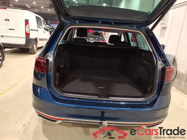 VOLKSWAGEN PASSAT VARIANT 1.4 TSI MSQ VARIANT GTE BUSINESS #3