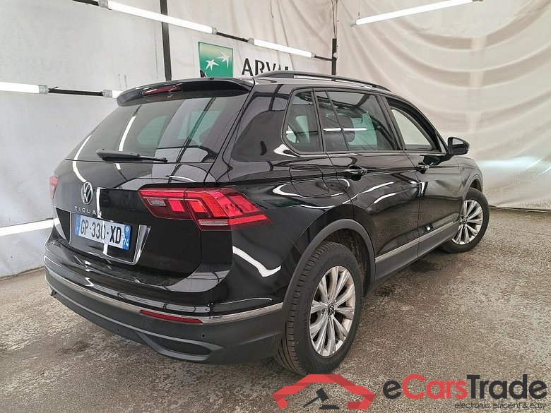 VOLKSWAGEN Tiguan / 2020 / 5P / SUV 2.0 TDI 150 DSG7 Life Business #3