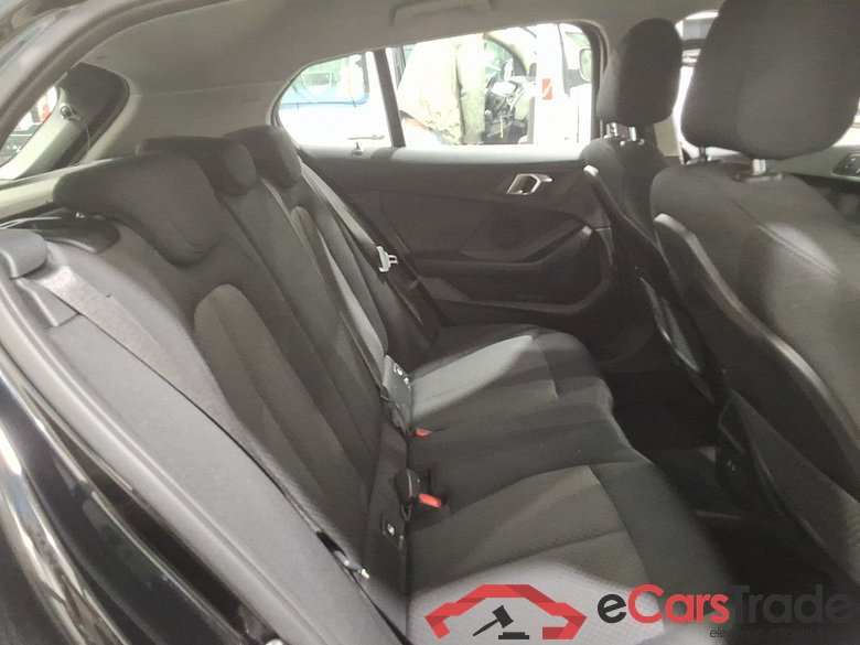 BMW 1 SERIES HATCH 1.5 118I (100KW) #5