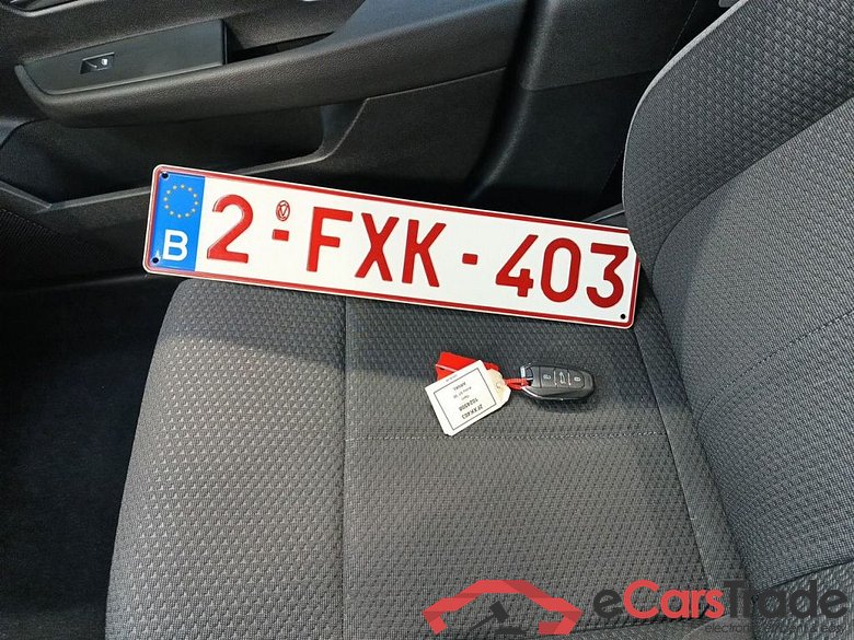 Opel Astra Sports Tourer 1.2 Turbo 81kW S/S Edition 5d #4