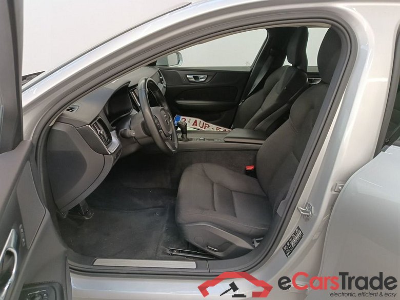 Volvo V60 D3 Momentum Core 5d #3
