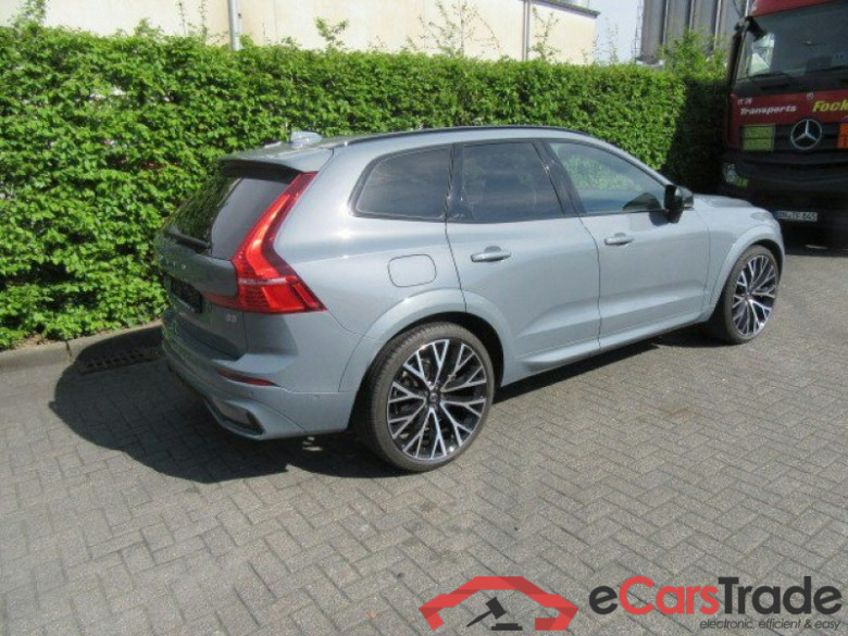 Volvo XC60 (03.2017->) DE - SUV5 B5 (Benzin) 2WD EU6d, R-Design Mild-Hybrid (EURO 6d), (Facelift) 2021 #3