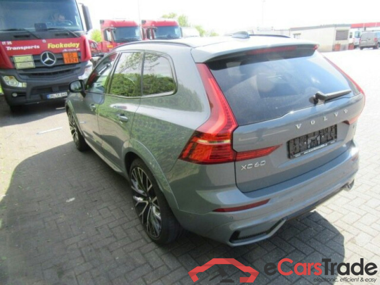 Volvo XC60 (03.2017->) DE - SUV5 B5 (Benzin) 2WD EU6d, R-Design Mild-Hybrid (EURO 6d), (Facelift) 2021 #4