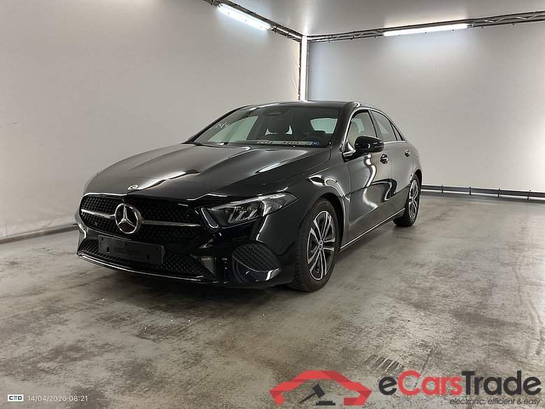 MERCEDES-BENZ A-CLASS LIMOUSINE 2.0 A 180 D BUSINESS LINE DCT #1