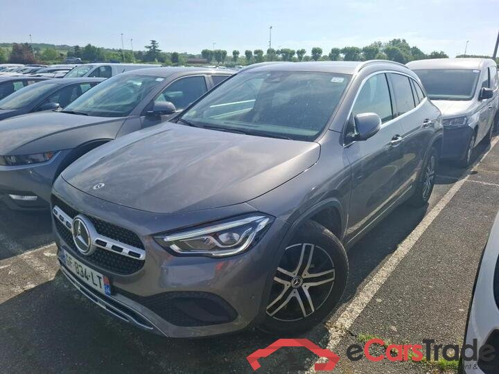 Mercedes GLA 200d Aut. LED-Xenon Widescreen Navi 1/2 Sport-Leather KeylessGo Camera Klima PDC ... #1
