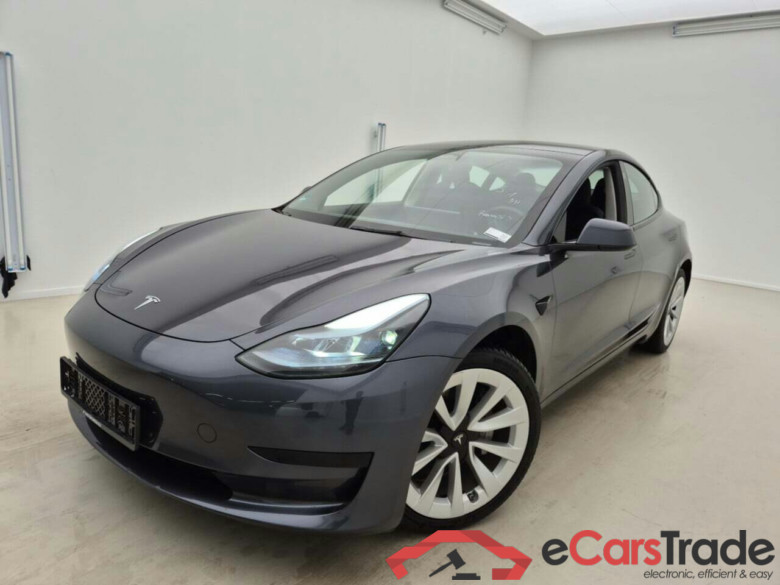 TESLA MODEL 3 STANDARD RANGE