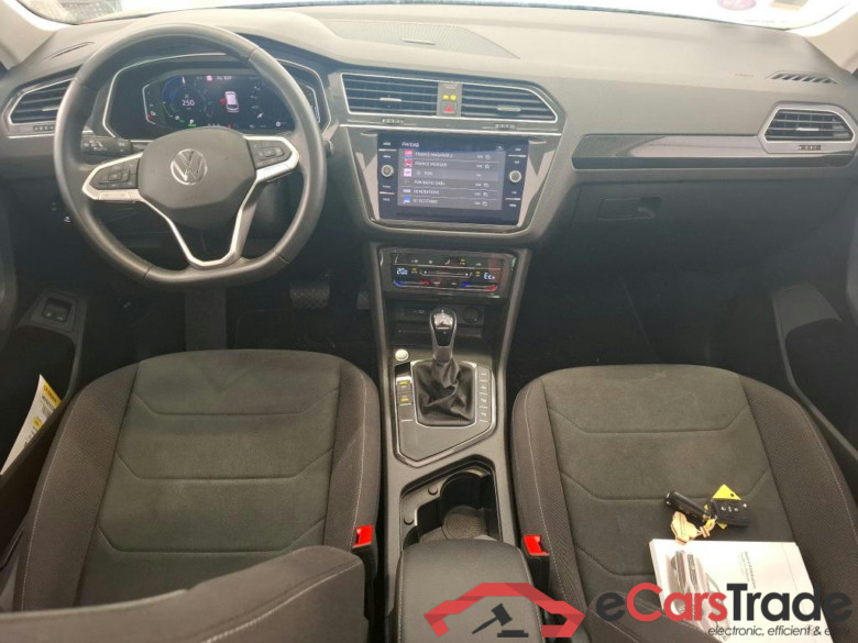 VOLKSWAGEN Tiguan / 2020 / 5P / SUV 1.4 eHybrid 245 DSG6 Elegance #5