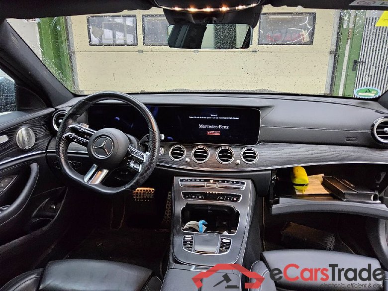 E -Klasse T-Modell E 300 de (213.216)AMG 2.0 AMG Line 225KW AT9 E6d #3