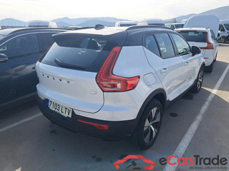 VOLVO XC40 / 2017 / 5P / todoterreno 1.5 T4 Twin Recharge R-Design Exp Auto #2