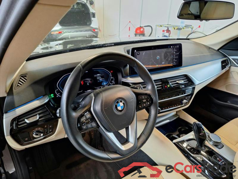 BMW SERIE 5 / 2020 / 5P / STATION WAGON 530E BUSINESS AUTO TOURING #3