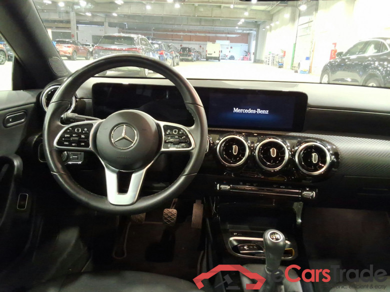 Mercedes CLA 180d LED-Xenon Widescreen Navi KeylessGo Camera Klima PDC ... #5