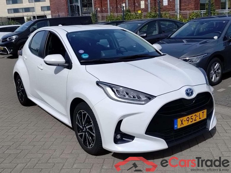 TOYOTA YARIS 1.5 Hybrid Dynamic #2