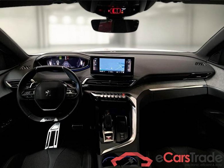 PEUGEOT 3008 / 2020 / 5P / SUV PURETECH TURBO 130 EAT8 GT AUT. #3
