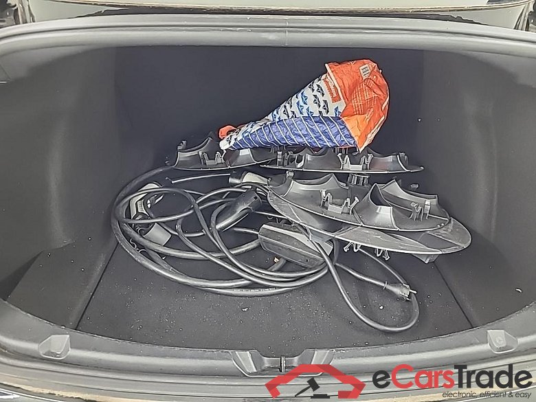 Tesla Model 3 Standard Range Plus RWD 4D 225kW #5