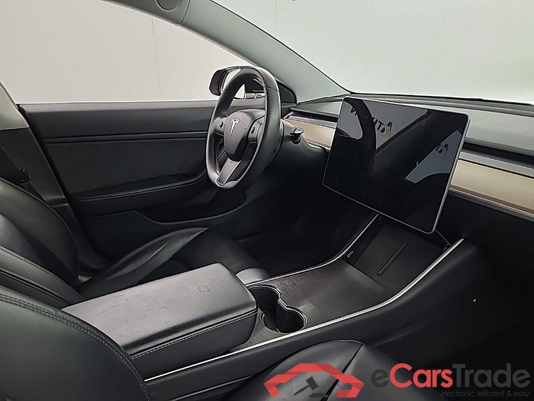 Tesla Model 3 Standard Range Plus RWD 4D 225kW #6