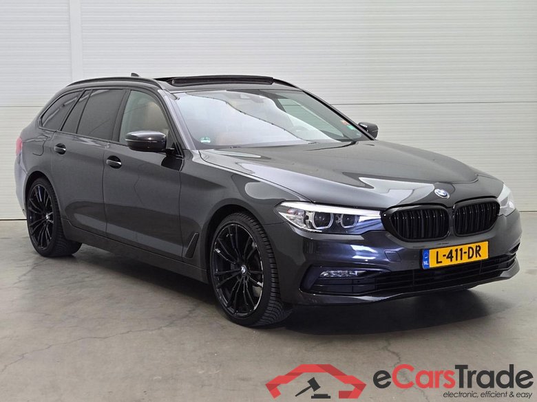 BMW 5-serie Touring 530i xDrive High Executive #2