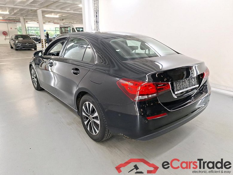 MERCEDES-BENZ CLASSE A SEDAN DIESEL (V177) A 180 d Business Solution #3
