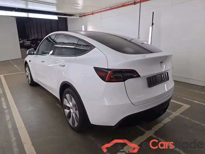 Tesla Model Y Model Y RWD 255kW/347pk  5D/P Auto-1 - WLTP onvolledig #3