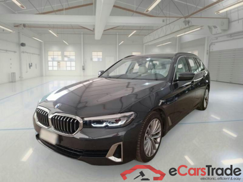 BMW SERIE 5 / 2020 / 5P / STATION WAGON 530D 183KW XD LUXURY AUTO TOURING #1