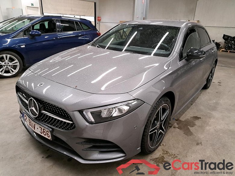 Mercedes A 250e Plug-In Hybrid AMG Night Aut. LED-Xenon Widescreen Ambient Navi 1/2 Sport-Leather-Alcantara KeylessGo Camera Klima PDC ...