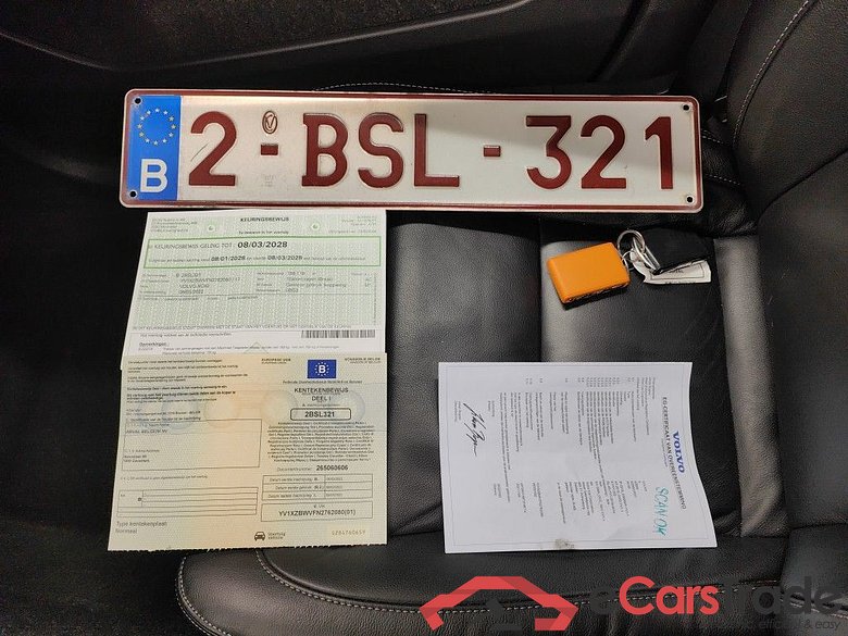 Volvo XC40 T4 Recharge Geartronic R-Design 5d #4