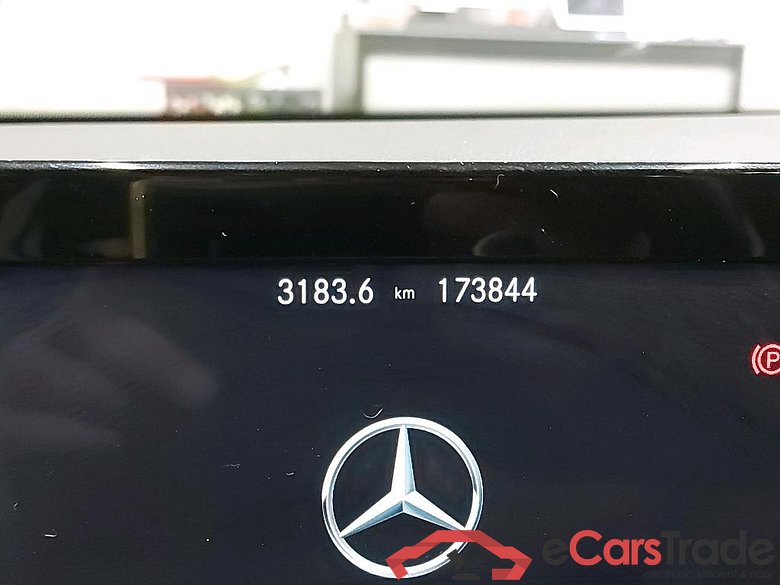 MERCEDES - MER A BERLINE 200 d 150PK DCT 4MATIC With Navigation & Mirror Pack #5