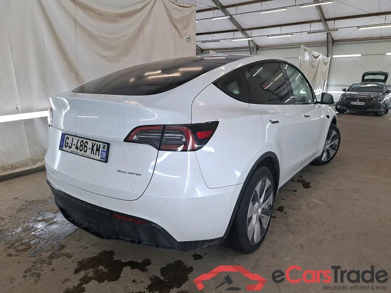 TESLA Model Y / 2020 / 5P / SUV Grand Autonomie Dual Motor AWD #4