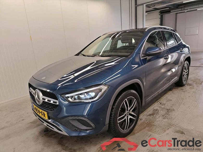 MERCEDES-BENZ GLA-klasse 180 d Bns Sol. Lux.
