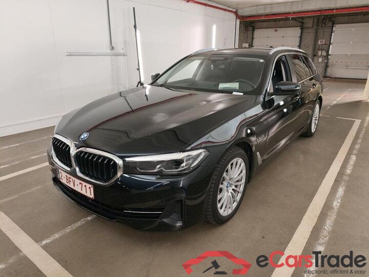 BMW 5 Reeks Touring 5 Reeks Touring 530e Auto (PHEV) 215kW/292pk  5D/P Auto-8