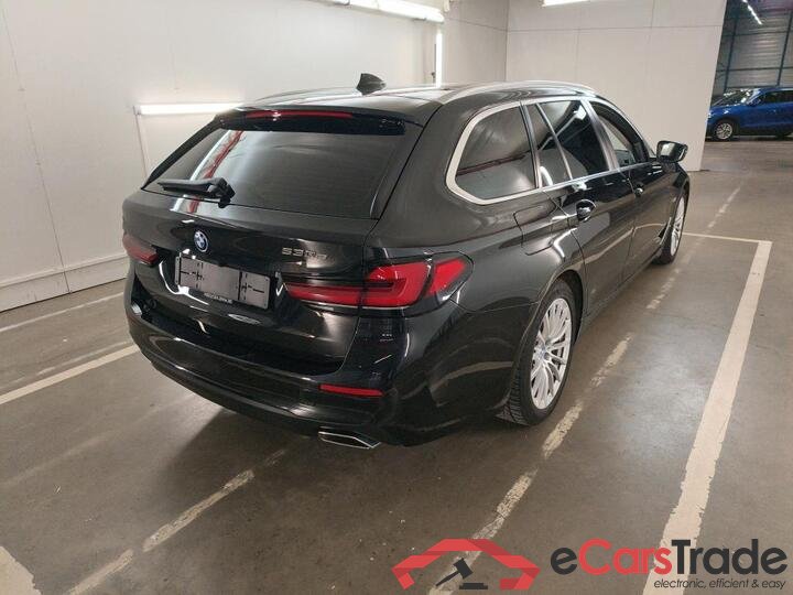 BMW 5 Reeks Touring 5 Reeks Touring 530e Auto (PHEV) 215kW/292pk  5D/P Auto-8 #4
