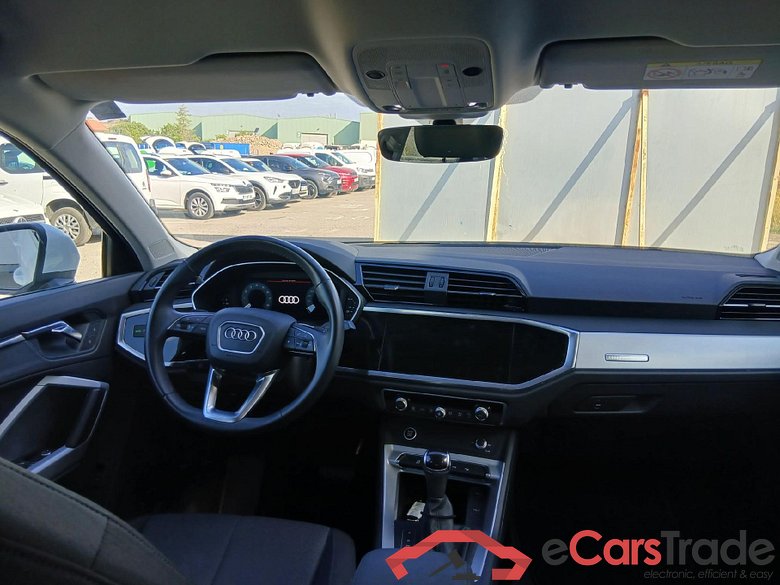 AUDI Q3 / 2018 / 5P / todoterreno Advanced 35 TFSI 110kW (150CV) S tronic #3