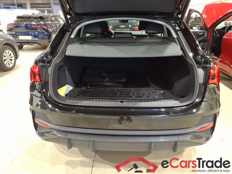 AUDI Q3 Sportback 1.4 45 TFSI E S TRONIC #3