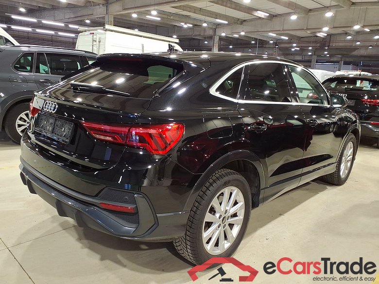 AUDI Q3 Sportback 1.4 45 TFSI E S TRONIC #4