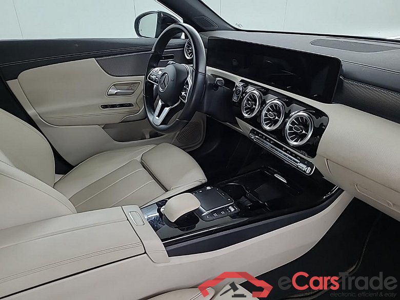 MERCEDES-BENZ CLA Shooting Brake CLA 180 DCT Bus. Solution Luxury 5D 100kW #6