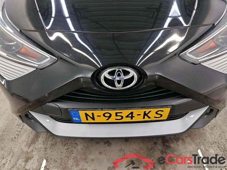 TOYOTA Aygo 1.0 VVT-i x-play #4