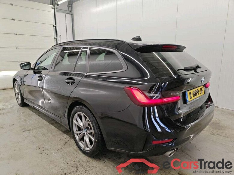 BMW 3-serie Touring 330e Bns Ed.P #6